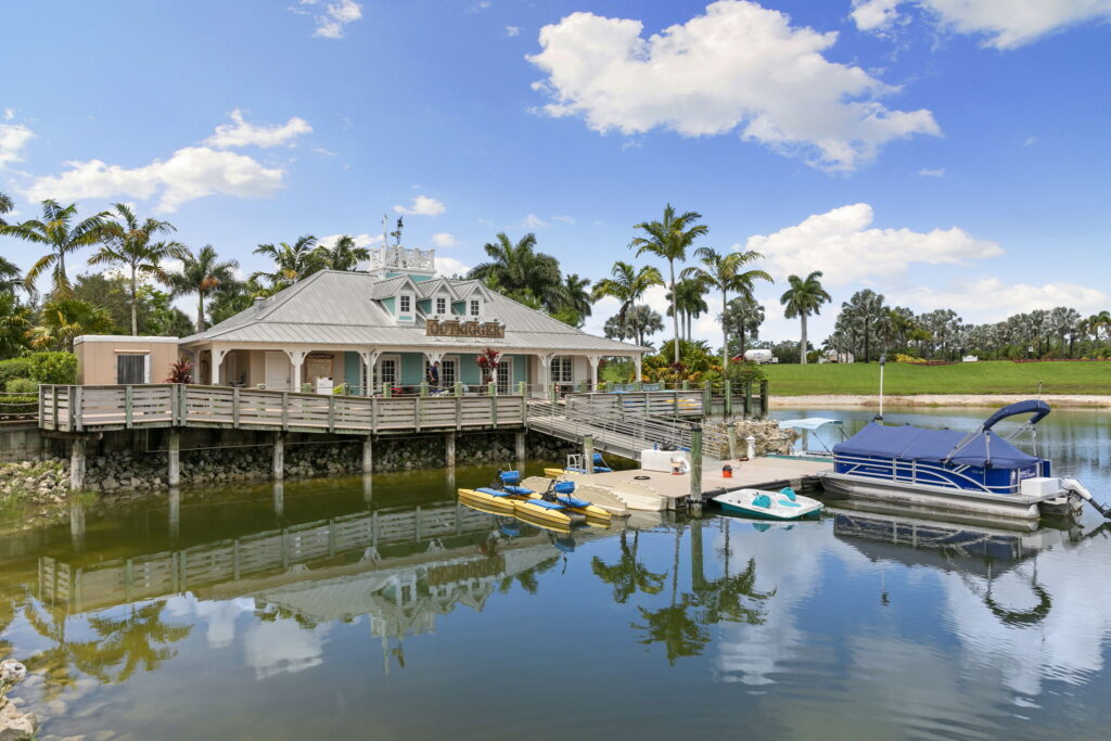 Naples Reserve golf and club